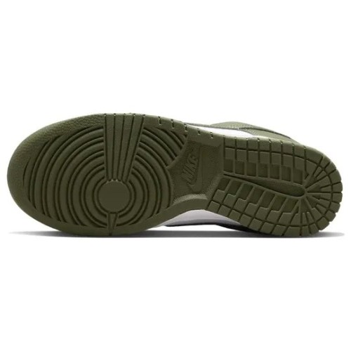 Кроссовки Nike Dunk Medium Olive бело-зеленые