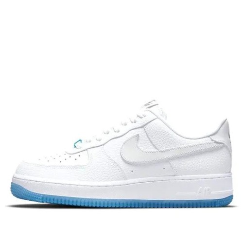 Кроссовки Nike Air Force женские 1 07 LX UV Reactive Swoosh белые низкие с голубым DA8301-101