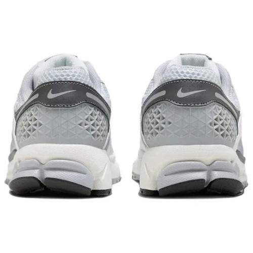 Кроссовки Nike Zoom Vomero 5 Wolf Grey Cool Grey женские