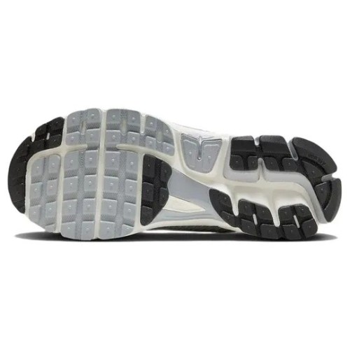 Кроссовки Nike Zoom Vomero 5 Wolf Grey Cool Grey женские