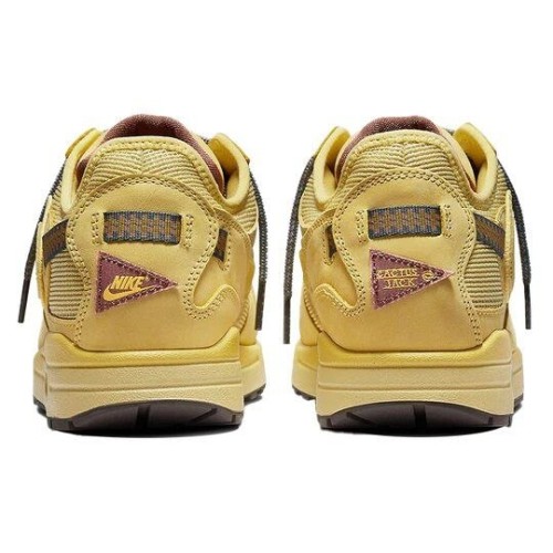 Кроссовки Nike Travis Scott x Air Max 1 Saturn Gold DO9392-700