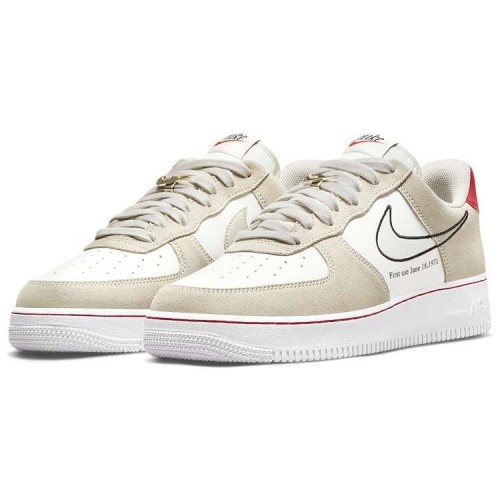 Кроссовки Nike Air Force 1 07 LV8 First Use