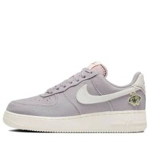 Кроссовки Nike Air Force 1 07 SE Air Sprung женские серые низкие с бабочкой DJ6378-500