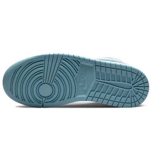 Кроссовки Nike Air Jordan 1 Mid бело-голубые женские высокие University Blue BQ6472-141