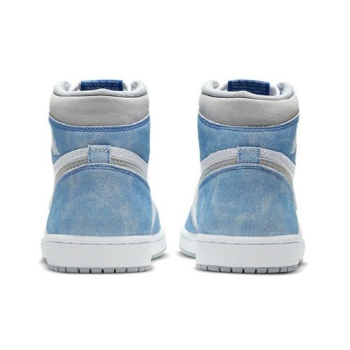 Кроссовки Nike Air Jordan 1 Retro высокие бело-голубые с серым логотипом OG Hyper Royal 555088-402