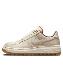 Кроссовки Nike Air Force 1 Luxe Pecan низкие бежевые