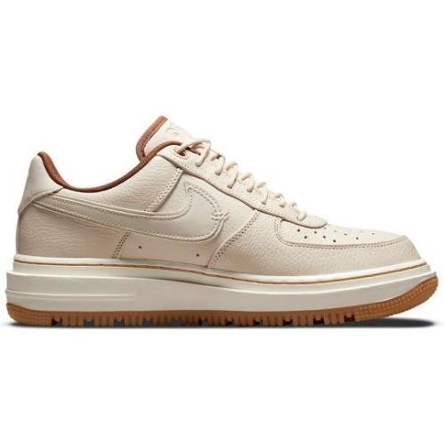 Кроссовки Nike Air Force 1 Luxe Pecan низкие бежевые