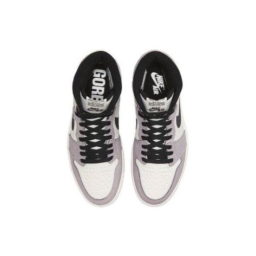Nike Air Jordan 1 High Gore-Tex светлые высокие DB2889-100