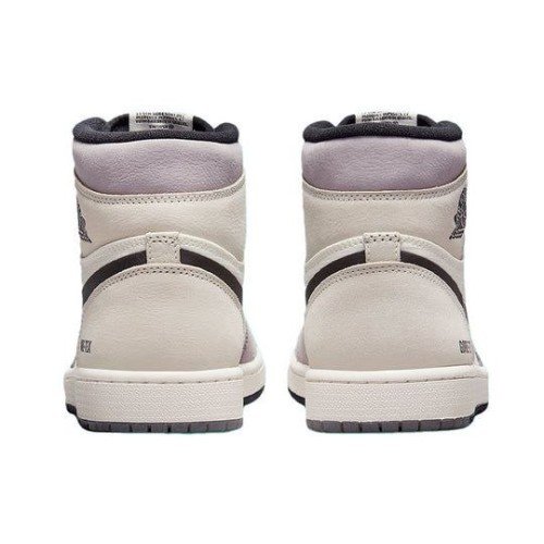 Nike Air Jordan 1 High Gore-Tex светлые высокие DB2889-100