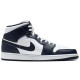 Черно-белые Кроссовки Nike Air Jordan 1 Mid Obsidian