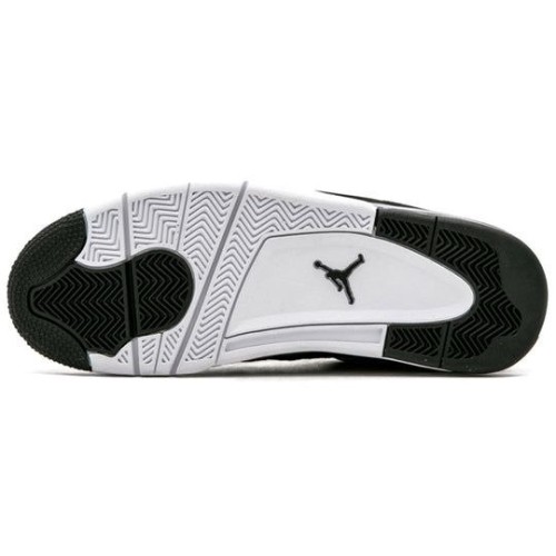 Кроссовки Nike Air Jordan 4 Retro Royalty