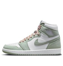Кроссовки Nike Air Jordan 1 Retro женские светло-зеленые OG Seafoam CD0461-002
