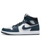 Кроссовки Nike Air Jordan 1 Mid Armory Navy сини-белые высокие 554724-411