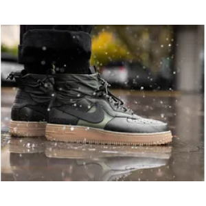 NIKE GORE TEX