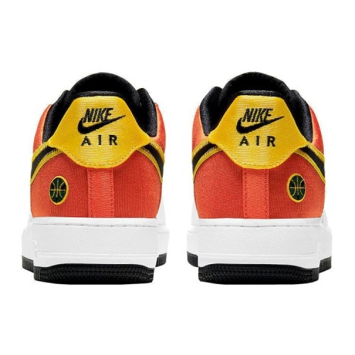 Кроссовки Nike Air Force 1 07 LV8 Roswell Raygun белые