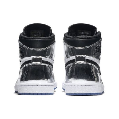 Кроссовки Nike Air Jordan 1 Retro High Pass the Torch бело-черные с серебристыми вставки AQ7476-016