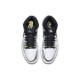Кроссовки Nike Air Jordan 1 Retro High Pass the Torch бело-черные с серебристыми вставки AQ7476-016