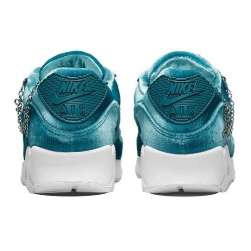Кроссовки Nike Air Max Lucky Charms DO2194-001 голубые с цепочкой