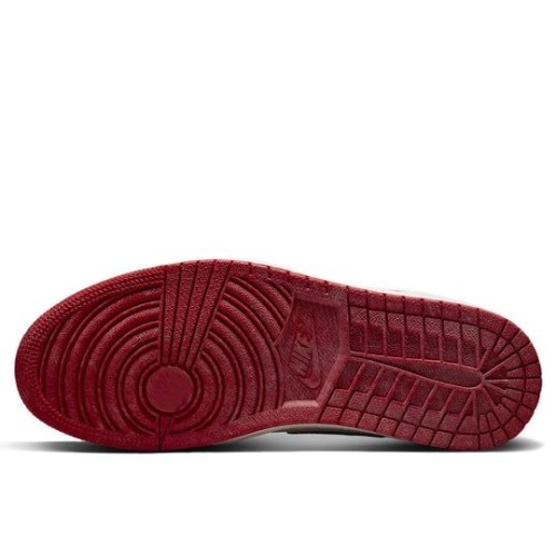Кроссовки Nike Air Jordan 1 Retro черно-красные с белыми вставками Lost and Found DZ5485-612