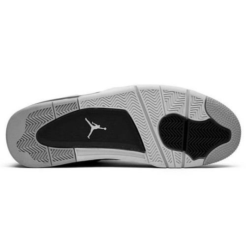 Кроссовки Nike Air Jordan 4 Retro бело-серые с черными вставками Military Black DH6927-111