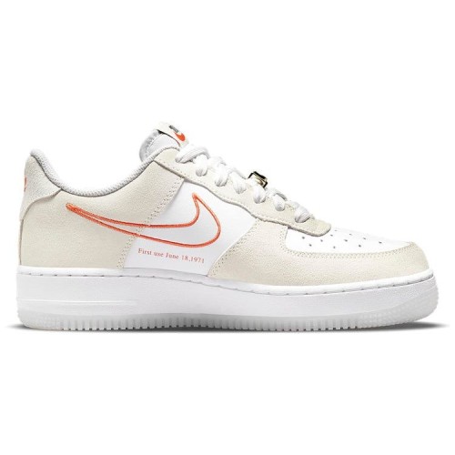 Кроссовки Nike Womens Air Force 1 07 SE First Use Cream