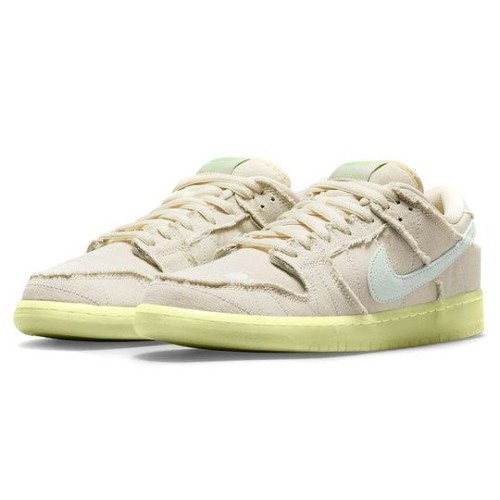 Бежевые кроссовки Nike Dunk Low SB Mummy