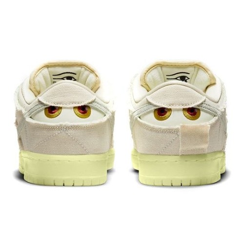 Бежевые кроссовки Nike Dunk Low SB Mummy