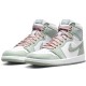 Кроссовки Nike Air Jordan 1 Retro женские светло-зеленые OG Seafoam CD0461-002