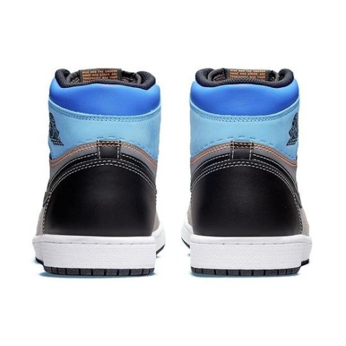 Nike Air Jordan 1 Retro высокие бежевые с цветными вставками OG Prototype DC6515-100