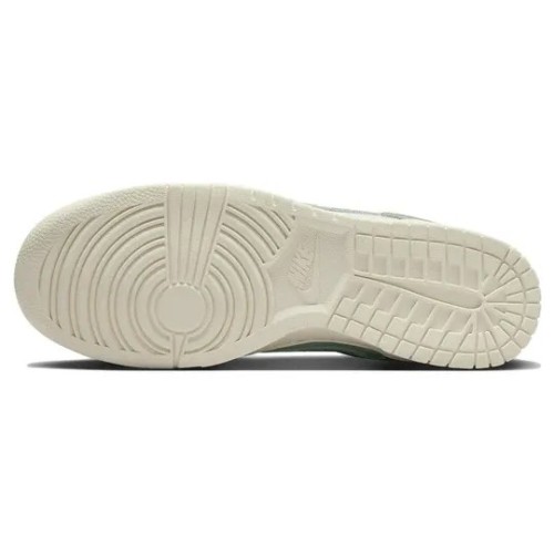 Кроссовки Nike Dunk Mica Green бело-зеленые