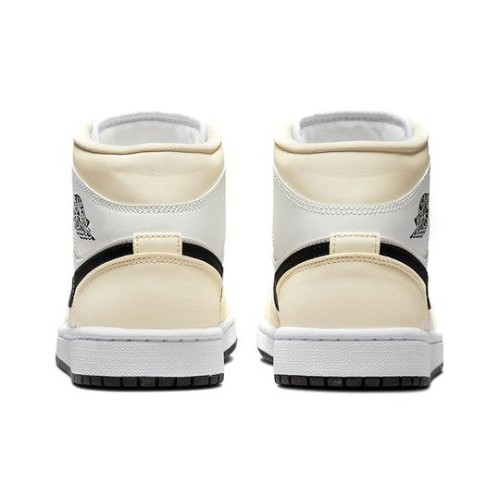 Кроссовки Nike Air Jordan 1 Mid женские молочного цвета Coconut Milk BQ6472-121