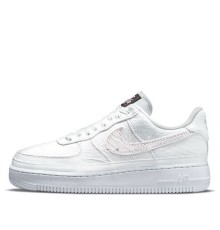 Кроссовки Nike Womens Air Force 1 07 PRM Reveal Fauna Brown