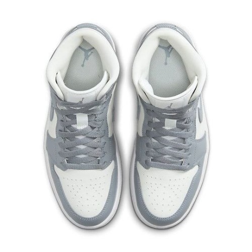 Кроссовки Nike Air Jordan 1 Mid Stealth женские бело-серые высокие BQ6472-115