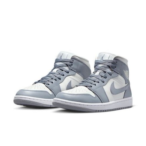 Кроссовки Nike Air Jordan 1 Mid Stealth женские бело-серые высокие BQ6472-115