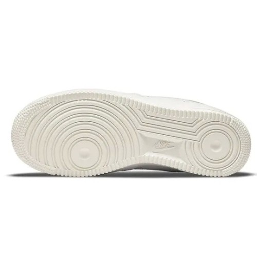 Кроссовки Nike Air Force 1 женские High Sculpt Sail белые высокие DC3590-102