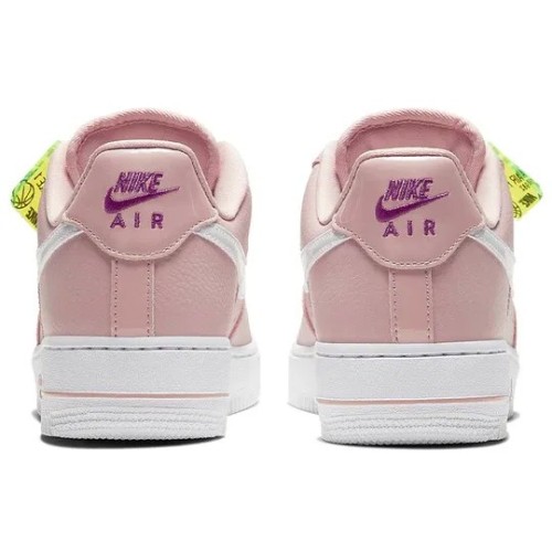Розовые кроссовки Nike Air Force (WMNS) 1 '07 SE
