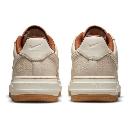 Бежевые кроссовки Nike Air Force 1 Luxe Beige низкие