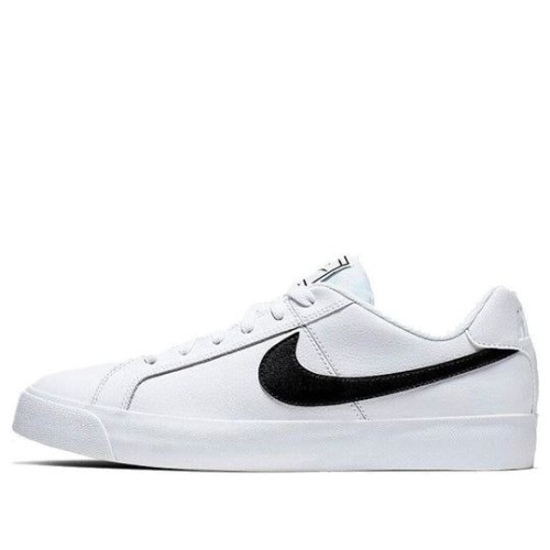Nike Court Royale белые мужские BQ4222-103