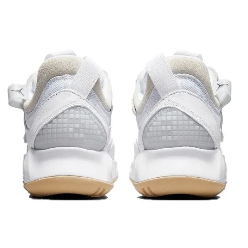 Кроссовки Nike Jordan MA2 White Sesame женские