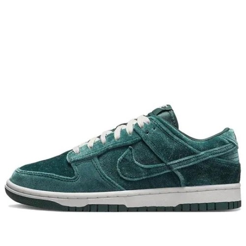 Кроссовки Nike Dunk Green Velvet женские