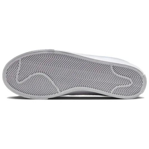 Кроссовки Nike Court Legacy Nature White Iridescent женские