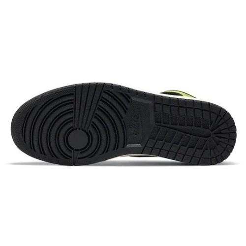Баскетбольные кроссовки Air Jordan 1 Retro High OG Volt Gold