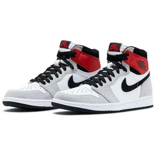 Серые кроссовки Air Jordan 1 Retro High OG Smoke Grey