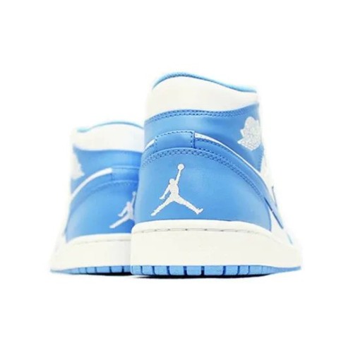 Баскетбольные кроссовки Nike Air Jordan 1 Mid UNC