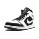 Кроссовки Nike Air Jordan 1 Retro Mid Tuxedo 554724-113