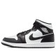 Кроссовки Nike Air Jordan 1 Mid черно-белые женские SE Homage DR0501-101