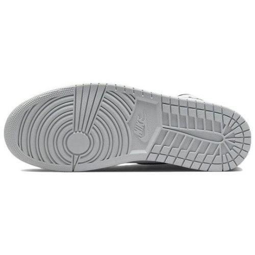Кроссовки Nike Air Jordan 1 Retro черно-белые высокие с серыми вставками OG Stage Haze 555088-108